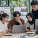 Bagaimana Tantangan Demokrasi Digital Mempengaruhi Partisipasi Pemilih Pemula di Era Modern: Peluang Dan Risiko Conversational Retrieval Optimization (CRO)